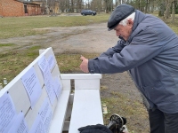1949. aasta märtsiküüditamist mäletades. Foto: Urmas Saard / Külauudised