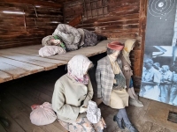 Kasahstanis Akmoli oblastis asunud naistelaagrile pühendatud memoriaalil. Foto: Marko Šorin