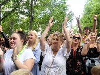 Ansambel Nikns Suns XXIX Viljandi pärimusmuusika festivalil. Foto: Urmas Saard / Külauudised