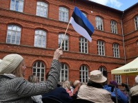 Eesti lipu 139. sünnipäeval Sindis. Foto: Urmas Saard / Külauudised