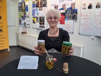 Eesti toit väärikate moodi Pärnu kolledži fuajees. Foto: Urmas Saard / Külauudised