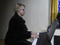 Eesti Vabariigi 108. aastapäeva tähistamine pidupäevahommikuses Sindis. Foto: Urmas Saard / Külauudised