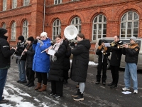 Eesti Vabatiigi 107. aastapäeva tähistamine Sindis. Foto: Urmas Saard / Külauudised