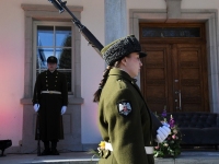 Emakeelepäeval neljandat korda presidendi kantselei ees. Foto: Urmas Saard / Külauudised