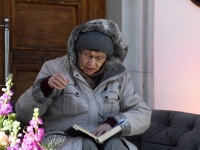 Emakeelepäeval neljandat korda presidendi kantselei ees. Foto: Urmas Saard / Külauudised