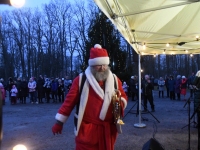 Esimesel adventpühal Sindi Keskväljakul. Foto: Urmas Saard / Külauudised