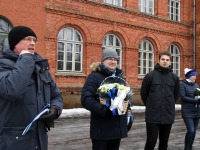 Eesti Vabariigi 103. aastapäeval Julius Friedrich Seljamaa monumendi juures. Foto: Urmas Saard / Külauudised