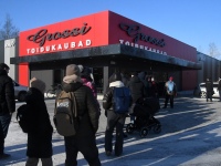 Grossi toidupoe avamisel Paikusel. Foto: Urmas Saard / Külauudised