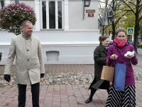 Helkuripuu ehtimisel Pärnu Lastepargis. Foto: Urmas Saard / Külauudised