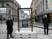 Installatsioon ja Harju tänav. Foto: Urmas Saard / Külauudised