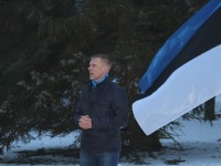 Kogukonna elu edendaja ja kirjanik Rauno Võsaste Jõgeva alevikus kõnet pidamas. Foto: Sirje Kalev