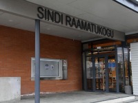 Sindi raamatukogus on avatud kaks loodusfoto näitust. Foto: Urmas Saard / Külauudised