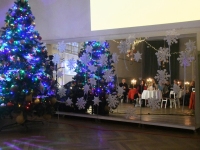Jõululaulude ühislaulmise õhtul Raeküla Vanakooli keskuses. Foto: Urmas Saard / Külauudised