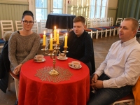 Jõululaupäeval Raeküla Vanakooli keskuses. Foto: Urmas Saard / Külauudised