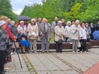 Juuniküüditamise aastapäeval Pärnu Leinapargis. Foto: Urmas Saard / Külauudised