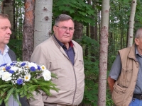 Juuniküüditamise aastapäeval Pärnu Leinapargis. Foto: Urmas Saard / Külauudised