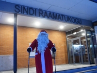 Kepikõndijad esimesel advendil Sindis. Foto: Urmas Saard / Külauudised