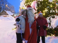Kepikõndijad esimesel advendil Sindis. Foto: Urmas Saard / Külauudised