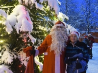 Kepikõndijad esimesel advendil Sindis. Foto: Urmas Saard / Külauudised