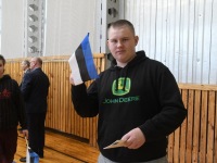 Külalistega lipuviljest Kalmetu põhikoolis. Foto: Urmas Saard / Külauudised