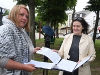 6 Küüditamise 79. aastapäeval Vievises. Foto: Urmas Saard / Külauudised