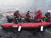 020 Laevaõnnetuse päästeharjutus Pärnu jõel. Foto: Urmas Saard / Külauudised