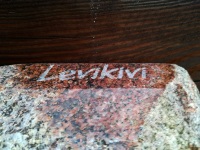 4 Levikivi istepink Sindis. Foto: Urmas Saard / Külauudised