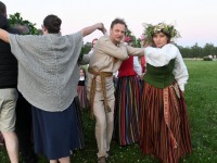 099 Līgo Ķoņu kalns’i mäel. Foto: Urmas Saard / Külauudised
