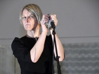 011 Liia Kanemägi monoetendus "Pikk tige vanaeit" Raeküla Vanakooli keskuses. Foto: Urmas Saard / Külauudised