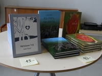 Luulekogumiku „Versioon 7.0” esitlusel Pärnu Keskraamatukogus. Foto: Urmas Saard / Külauudised