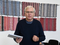 Luulekogumiku „Versioon 7.0” esitlusel Pärnu Keskraamatukogus. Foto: Urmas Saard / Külauudised
