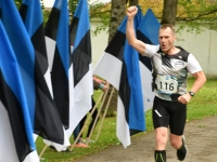 041 Maraton Eesti Vabariik 100 läbib Sindit. Foto: Urmas Saard