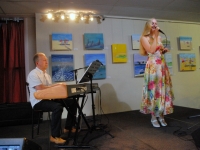 001 Indrek Oselein ja Maret Palusalu Endla Jazzklubis. Foto: Urmas Saard