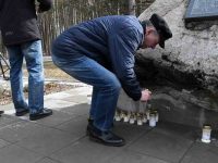Märtsiküüditamise 73. aastapäev Leina pargis. Foto: Urmas Saard / Külauudised