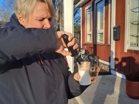 Märtsiküüditamise mälestuspäeval Sindi endise raudteejama juures. Foto: Urmas Saard / Külauudised