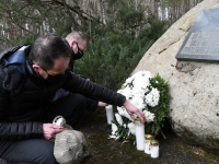 Märtsiküüditamise päeval Pärnu Leinapargis. Foto: Urmas Saard / Külauudised