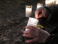 Märtsipommitamise 80. aastapäeval Nigulistes ja Harju tänaval. Foto: Urmas Saard / Külauudised