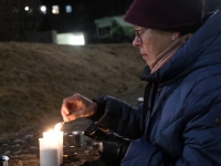 Märtsipommitamise 80. aastapäeval Nigulistes ja Harju tänaval. Foto: Urmas Saard / Külauudised