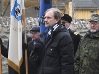Märtsipommitamise ohvrite mälestuspäeval Tallinna Siselinna kalmistul. Foto: Urmas Saard / Külauudised