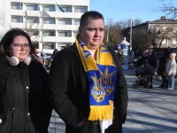 Meeleavaldus Pärnus Iseseisvuse väljakul Ukraina toetuseks. Foto: Urmas Saard / Külauudised
