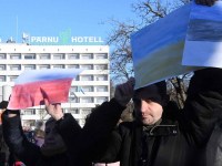 Meeleavaldus Pärnus Iseseisvuse väljakul Ukraina toetuseks. Foto: Urmas Saard / Külauudised