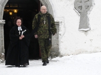 Metsavennad Kose kirikus ja kalmistul. Foto: Urmas Saard / Külauudised