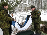 Metsavennad Kose kirikus ja kalmistul. Foto: Urmas Saard / Külauudised