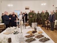 Metsavennad Kose kirikus ja kalmistul. Foto: Urmas Saard / Külauudised