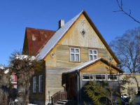 Elamu Sindis Pärnu maanteel. Foto: Urmas Saard / Külauudised