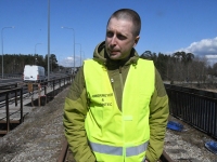 Janis Erilaid, Papiniidu uue raudteesilla geotehnilised uuringud. Foto: Urmas Saard / Külauudised
