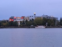 Pärnu Kammerkoor rahvusvahelisel muusikapäeval ehitusjärgus Pärnu autosilla juures. Foto: Urmas Saard / Külauudised