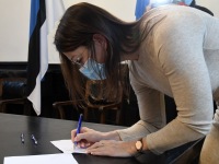 Pärnu koalitsioonilepingu allkirjastamine. Foto: Urmas Saard / Külauudised