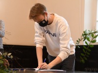 Pärnu koalitsioonilepingu allkirjastamine. Foto: Urmas Saard / Külauudised