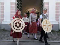 Pärnumaa Mudilaste Laulu- ja Tantsupeo rongkäik. Foto: Urmas Saard / Külauudised